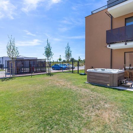 Boho Apt W Jacuzzi, Grill & Garden مودرا المظهر الخارجي الصورة